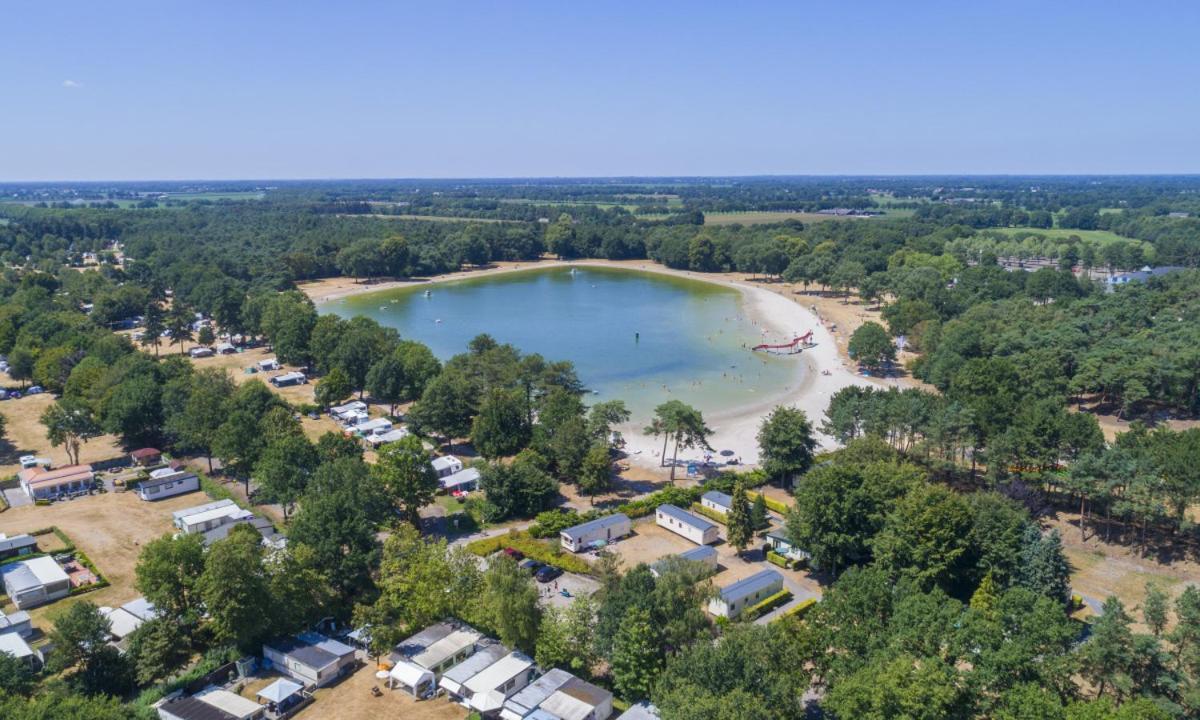 Vakantiepark De Bergen Wanroij - Safaritent Exterior photo